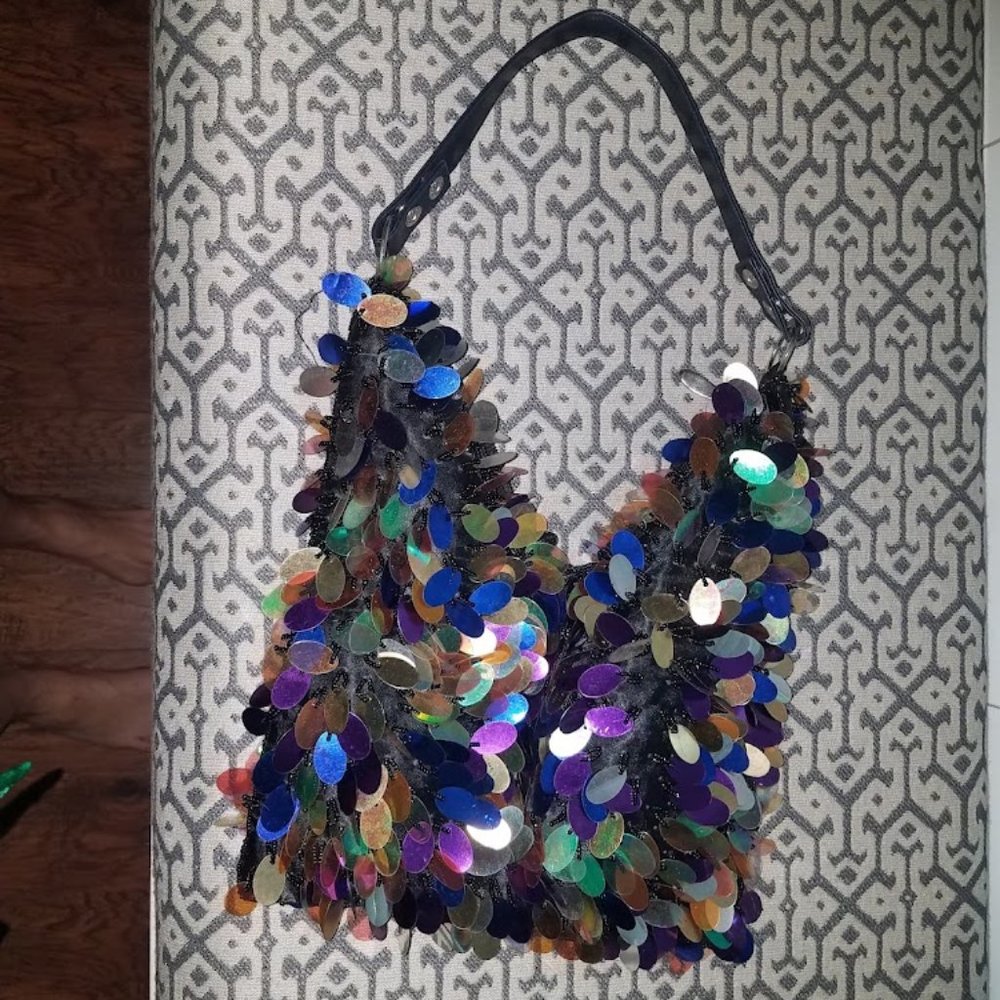 Beaded sequin purse